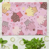 Kleine Kuchen im Rosa Handtuch (Gefaltet)