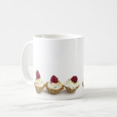 kleine Kuchen mit Himbeeren Kaffeetasse (Vorderseite Links)