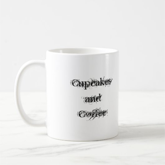Kleine Kuchen und Kaffee Kaffeetasse (Links)