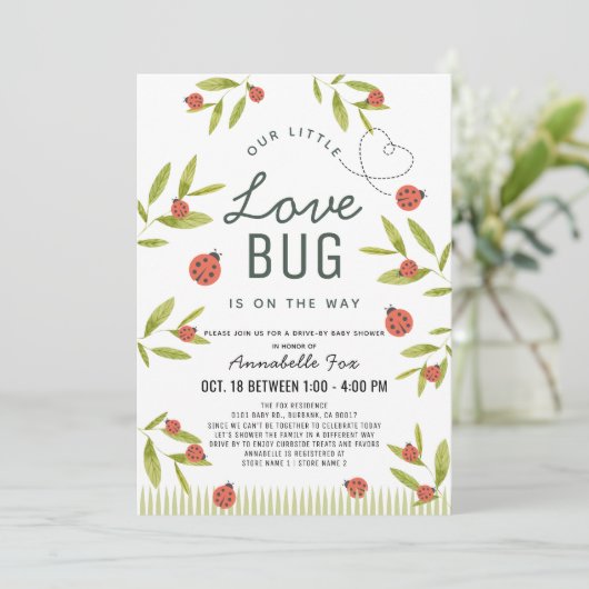 Kleine Liebe Bug Ladybug Drive-by Baby Shower Einladung (Stehend Vorderseite)
