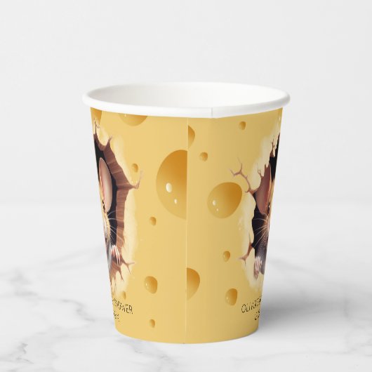 Kleine Maus in Käsedusche Pappbecher (Rechts)
