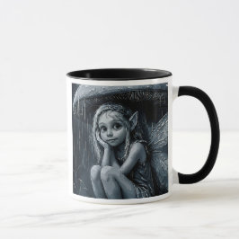 Kleine melancholische Fee im Regen. Tasse