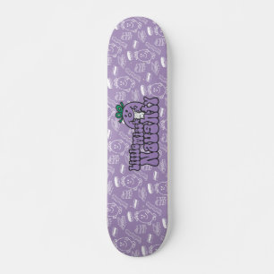 Kleine Miss Naughty Hiding Skateboard