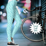 Kleine miteinander verbundene Aquamarine Herzmuste Leggings<br><div class="desc">Dieses spaßige Design zeichnet sich durch ein Muster aus zwei verschiedenen Farben grünen Herzen auf einem pastellgrünen Hintergrund aus.</div>