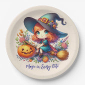 kleine niedliche Hexe in blauer Farbe, Halloween Pappteller (Vorderseite)