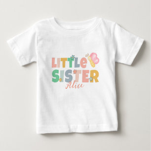 Kleine, Personalisierte Sisterne, Pastellfarbe Baby T-shirt