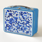 Kleine Quadrate verstreut, blaue Farbtöne mit Weiß Metall Brotdose (Vorderseite)
