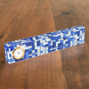 Kleine Quadrate verstreut, blaue Farbtöne mit Weiß Namensplakette