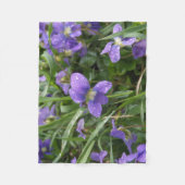 Kleine regnerische Veilchen-Decke Fleecedecke (Vorderseite)