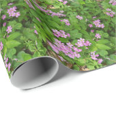 Kleine, rosa, delikate Wildblumen Geschenkpapier (Rolleneckpunkt)