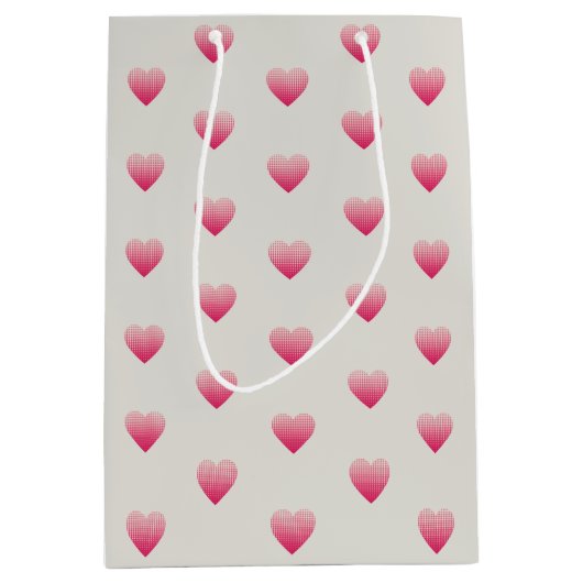 Kleine rosa Herzen Muster hellgrau Mittlere Geschenktüte (Vorderseite)
