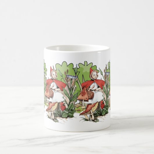 Kleine rote Reitstall im Wald - Märchen Kaffeetasse (Mittel)