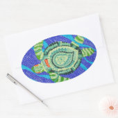 Kleine Schildkröte mit vielen Spots Ovaler Aufkleber (Umschlag)