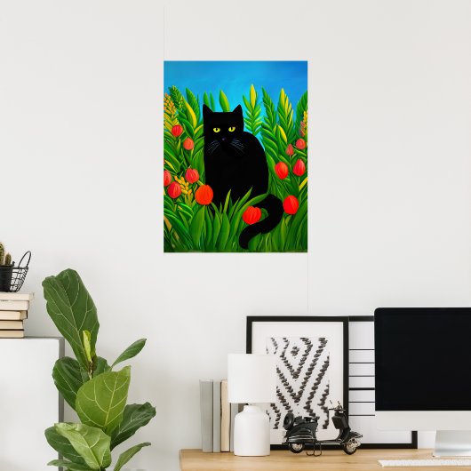 Kleine schwarze Katze in einem Tulip-Garten Poster (Heimbüro)