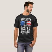 Kleine Schwester Security Big Brother Security T-Shirt (Vorne ganz)