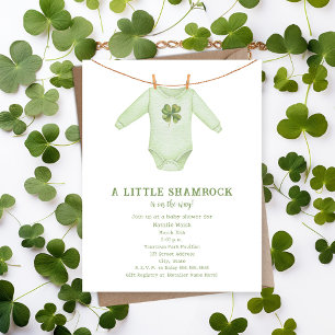 Kleine Shamrock St. Patrick's Jungen Baby Shower Einladung