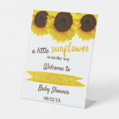 Kleine Sonnenblume unterwegs! Baby Dusche Empfang Sockelschild (Vorderseite)