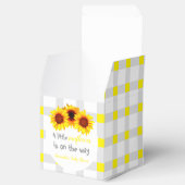 Kleine Sonnenblumendusche Geschenkschachtel (Geöffnet)