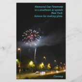 Kleine Stadt Berühmt für Glasherstellung Flyer (Hinten)