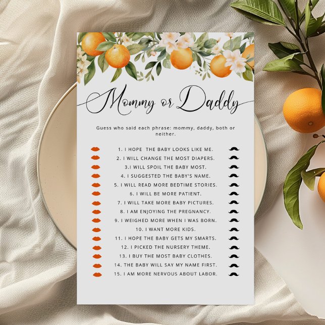 Kleine Süsse, die das Spiel Mama oder Papa gesagt  (Von Creator hochgeladen)