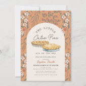 Kleine Süsse Pies Twins Orange Floral Baby Shower Einladung (Vorderseite)
