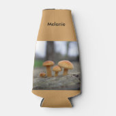 Kleine Toadstools Makro Personalisierte Flasche Co Flaschenkühler (Vorderseite)