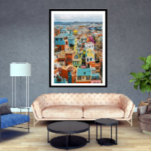 Kleine Touristenstadt viele bunte Häuser glücklich