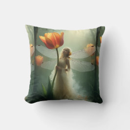 Kleine Tulip Fairy in feinen, fließenden Kleidern Kissen