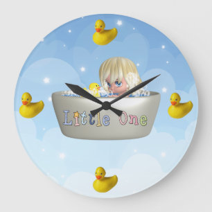 Kleine Uhr an der Wand
