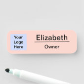 Kleine Unternehmen mit Markenbezeichnung Peach you Namensschild (Beispiel)