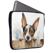 KLEINE WEISSE UND TAN PUPPING HUNDE ÜBER ZENTRUM LAPTOPSCHUTZHÜLLE (Vorne Rechts)