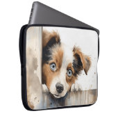 KLEINE WEISSE UND TAN PUPPING HUNDE ÜBER ZENTRUM LAPTOPSCHUTZHÜLLE (Vorne Rechts)