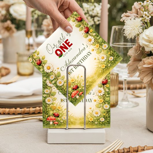 Kleine Wiesenlady wird Eins Serviette