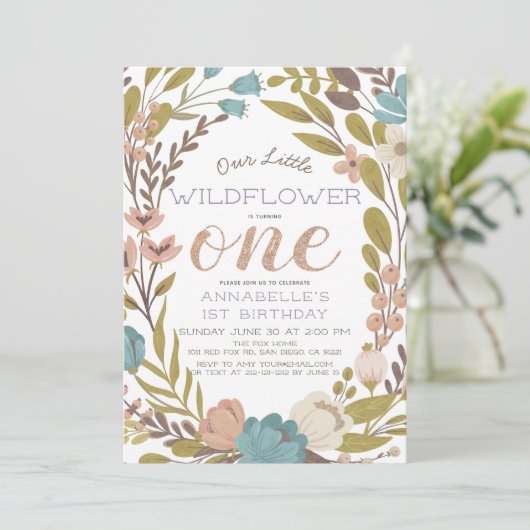 Kleine Wildblume 1. Geburtstag Einladung (Stehend Vorderseite)
