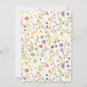 Kleine Wildblume Boho Chic Script Baby Dusche Einladung (Rückseite)