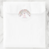 Kleine Wildblume ist in Blütendusche Runder Aufkleber (Tasche)