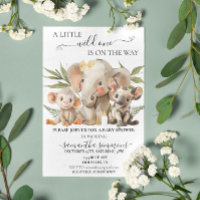 Kleine wilde Tiere auf dem Weg zum Jungle Safari