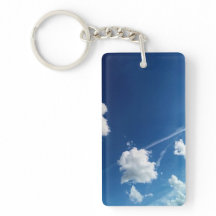 Kleine Wolken im Licht