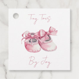 Kleine Zehen. Big Joy. Es ist ein Mädchen. Geschenkanhänger