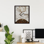 Kleiner Baum im Spätherbst von Egon Schiele Poster (Heimbüro)