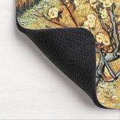 Kleiner Birnbaum in Bloom von Vincent van Gogh Mousepad (Ecke)