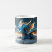 Kleiner blauer Dino auf einer Wolke Kaffeetasse (Mittel)