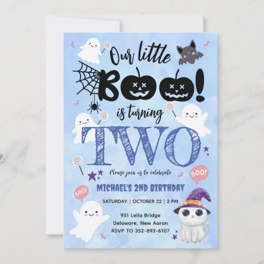 Kleiner Boo dreht zwei | Junge Halloween Geburtsta Einladung (Vorderseite)