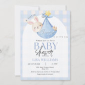 Kleiner Bunny ist auf dem Weg Junge Ostern Baby Du Einladung (Vorderseite)