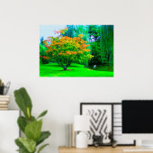 Kleiner Fluss Orange Blossom Baum und grünes Gras Poster (Heimbüro)