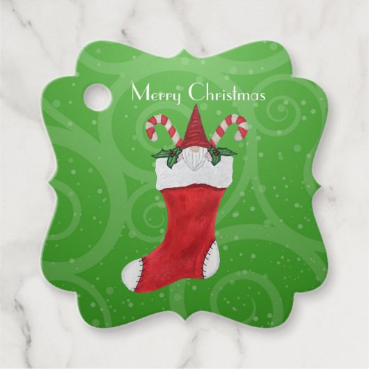 Kleiner Gnome in Weihnachten Strumpf Candy Canes Geschenkanhänger (Vorderseite)