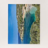 kleiner goldfarbener Strand auf Sardinien mit türk Puzzle (Vertikal)