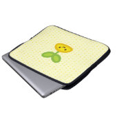 Kleiner grüner Sprössling Laptopschutzhülle (Vorne Knopf)