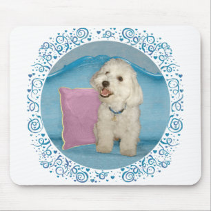Kleiner Havanese auf türkisfarbenem Sofa Mousepad
