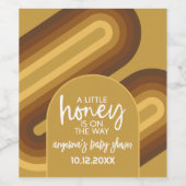 Kleiner Honig auf dem Weg Retro Stripes Babydusche Weinetikett (Einzelnes Label)